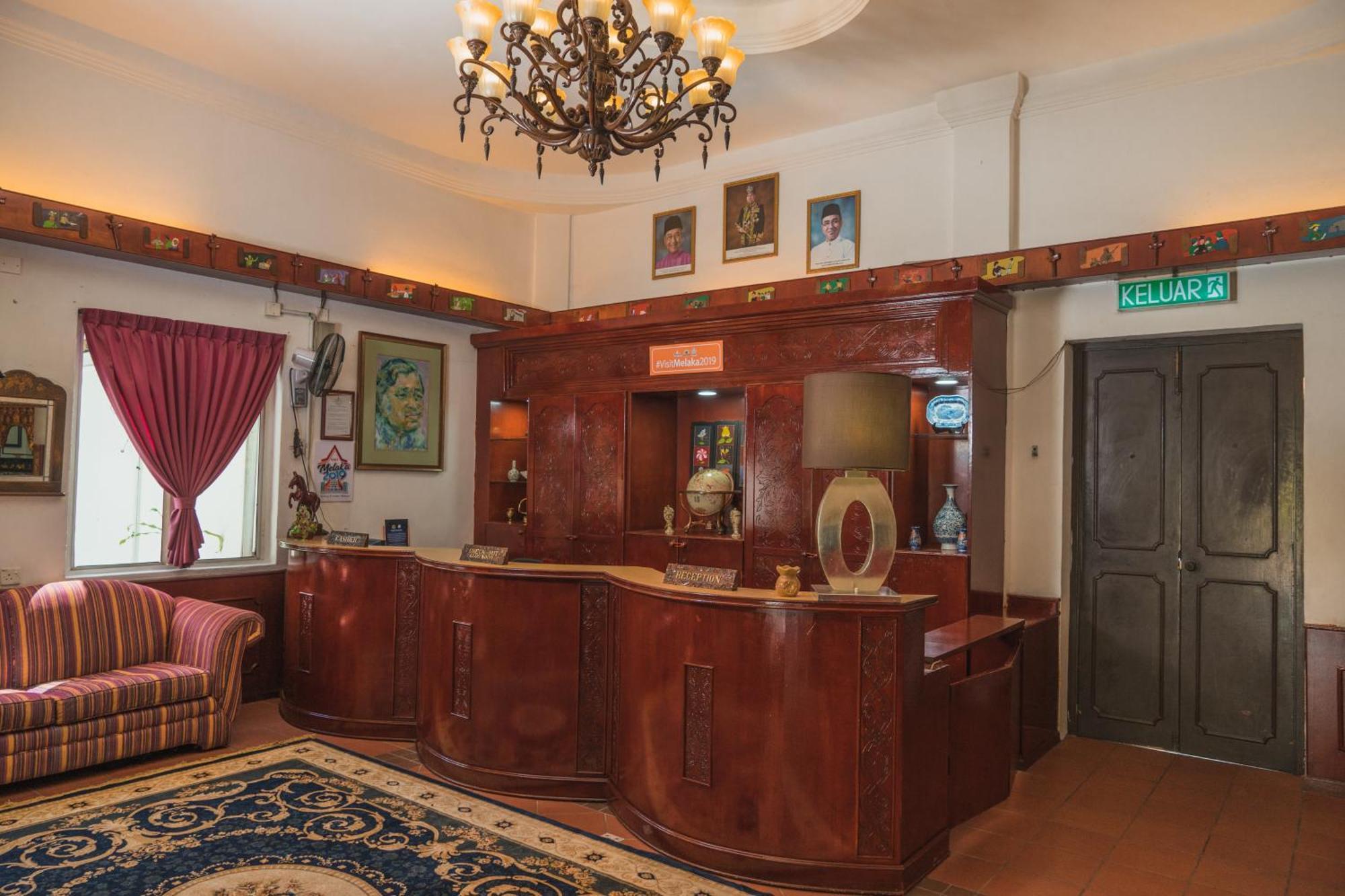 Shah's Hotel