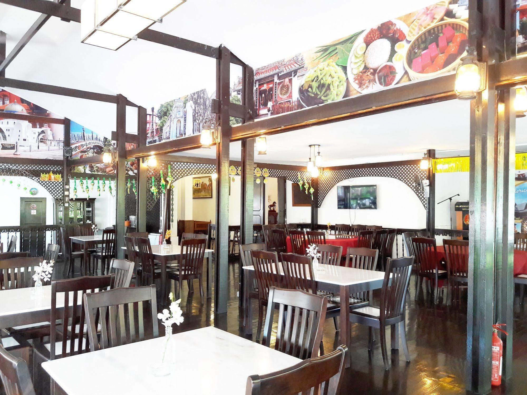 Shah's 3* Malacca