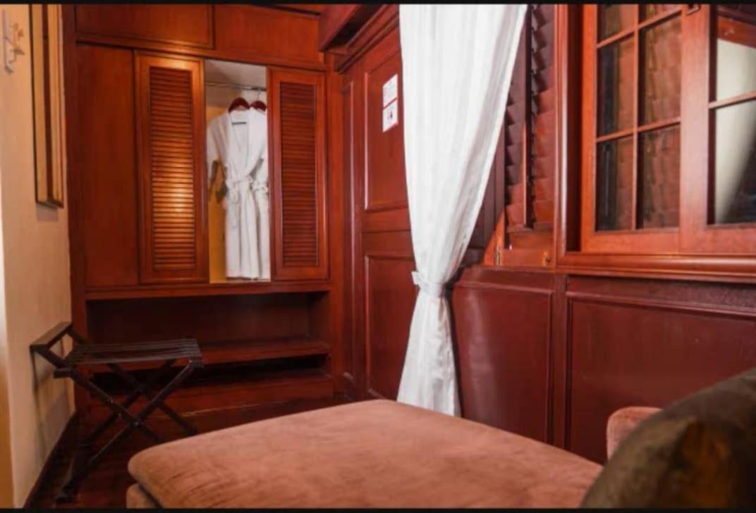 Hotel Shah's 3*
