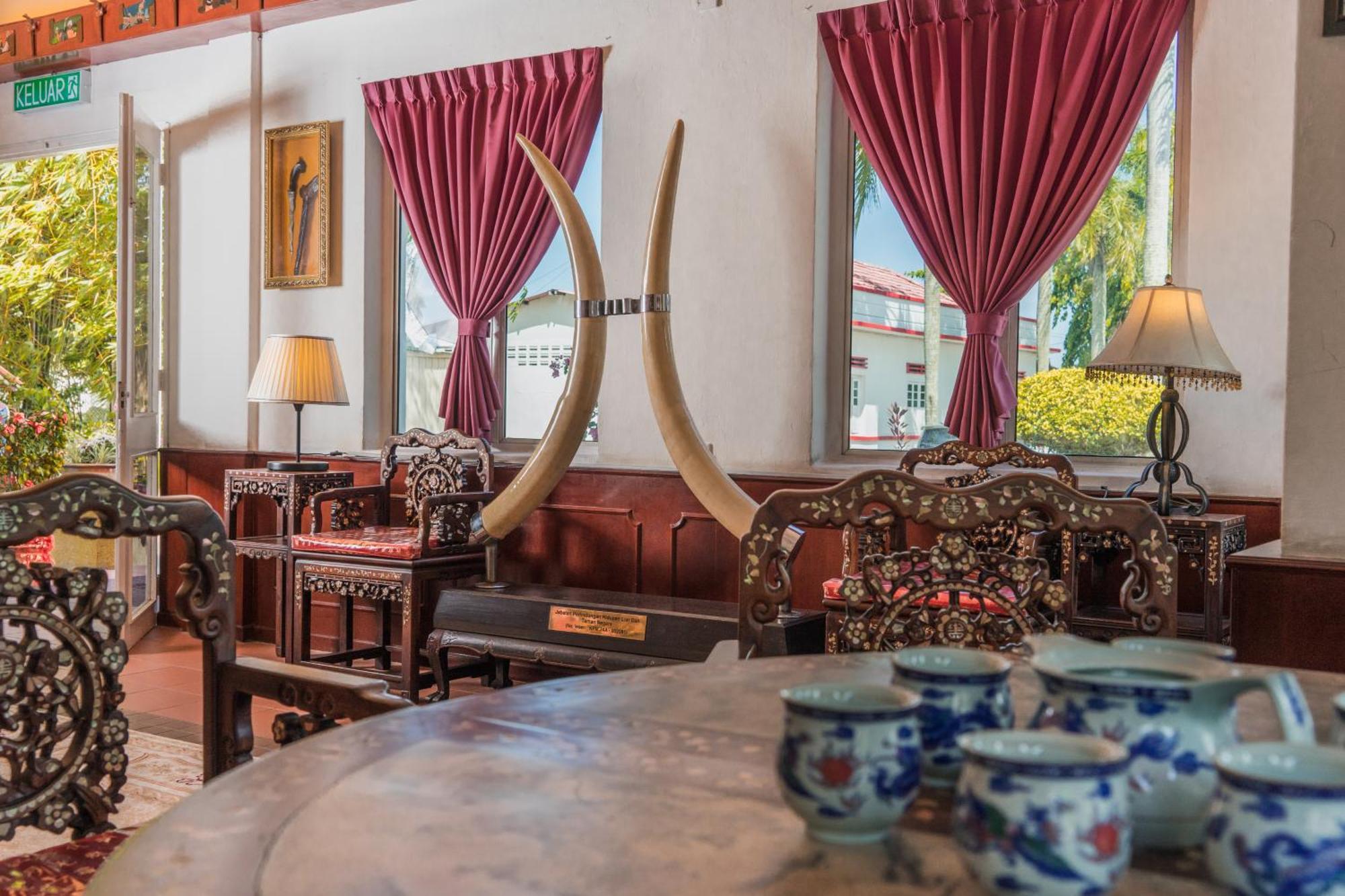 Hotel Shah's 3*