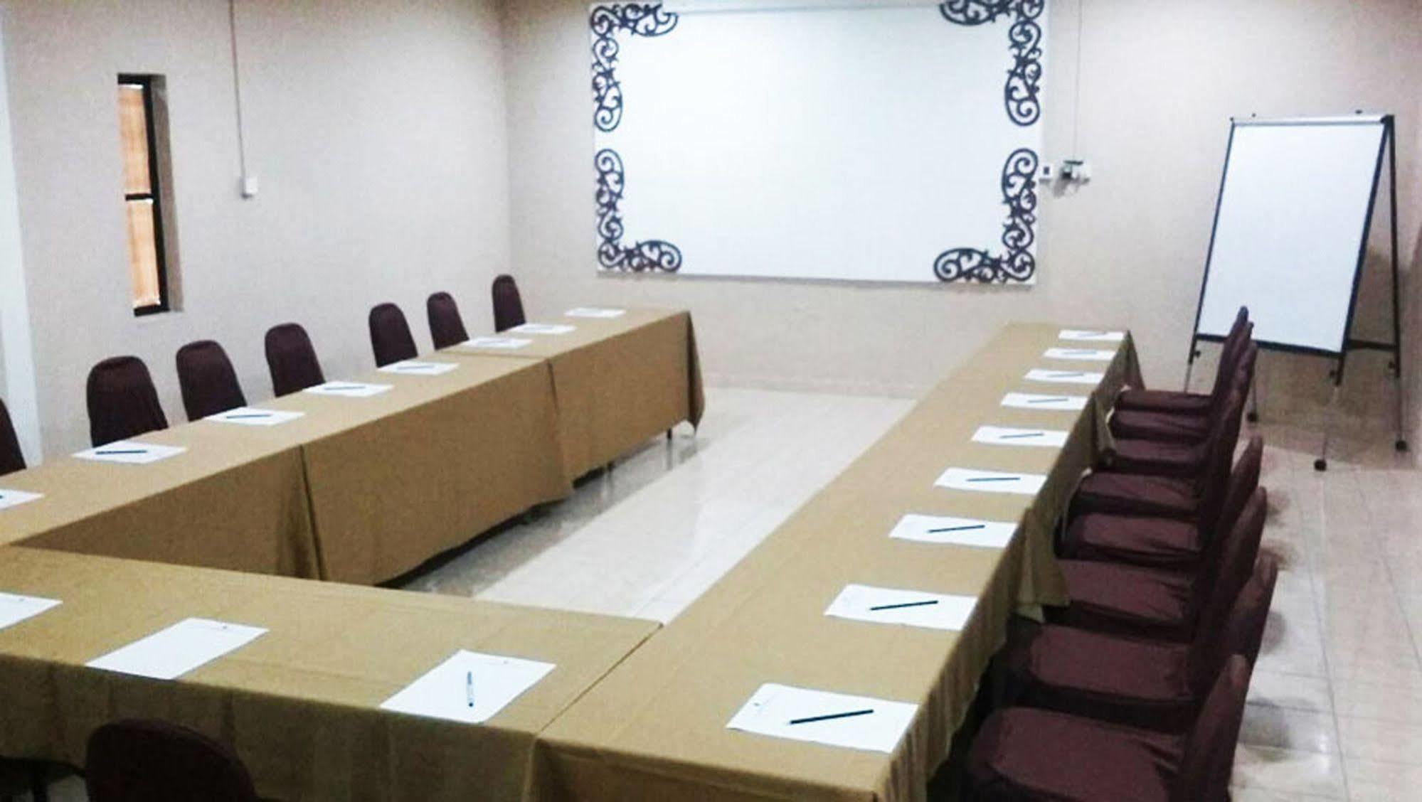 Hotel Shah's 3*